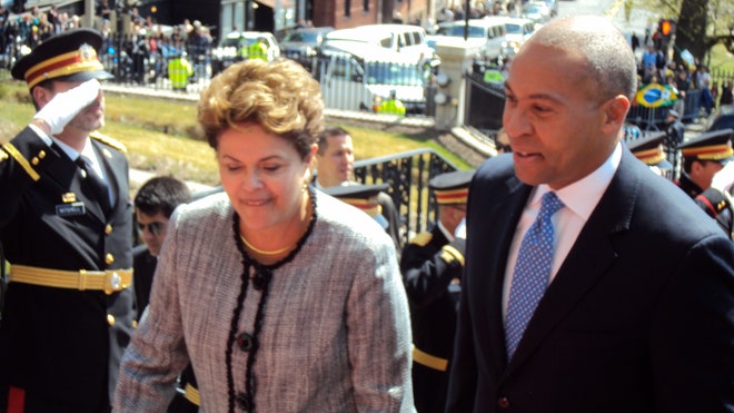 dilma boston.JPG